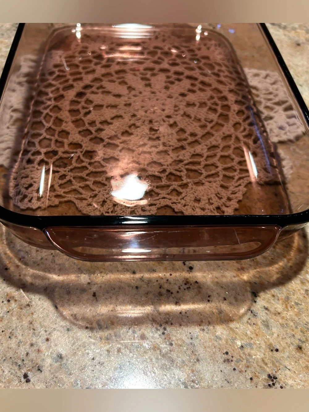 Pyrex Cranberry #232-R 11”x7”x1.5” 2Qt Glass Baking Dish Molded Handles No Chips